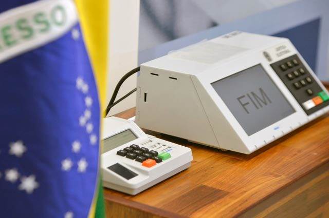 Denunciar-Propaganda-Eleitoral-Irregular-640x425