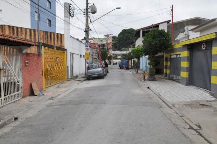 Rua Blumenal mão de direção invertida_Foto Márcio Lino 00_1