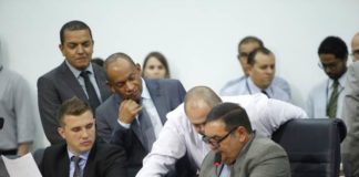 Após mais de 14 horas, Câmara aprova projetos de reestruturação da Prefeitura