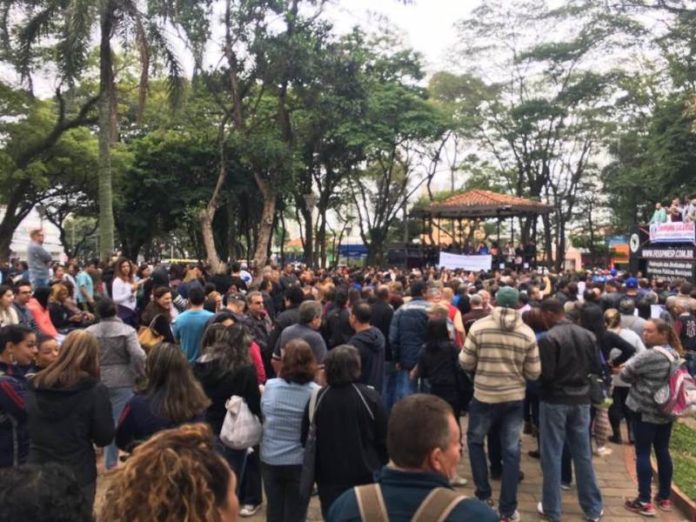 18527751_1705603152798087_766322189715725543_n