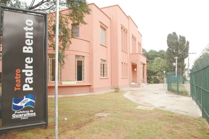 Teatro Padre Bento fachada_Foto Márcio Lino 05