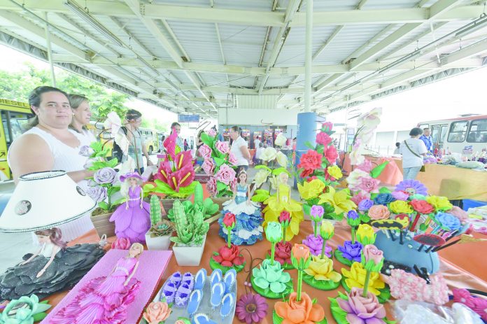 09_26_Feira Solidária Terminal Pimentas_Foto Márcio Lino 01