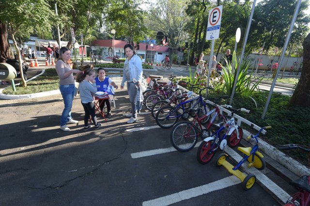 Cidade Mirim nas Férias Marcia e filha_Foto Fábio Nunes Teixeira 06_Site