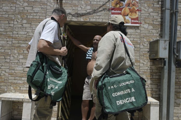 Combate a Dengue Aedes Aegypti Zoonoses_Foto Fábio Nunes Teixeira 024