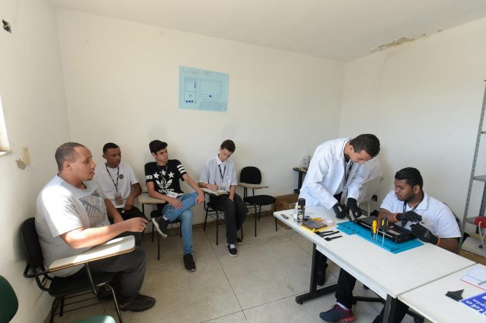 Cursos CTMO_gratuitos_Foto Fábio Nunes Teixeira 001.JPG
