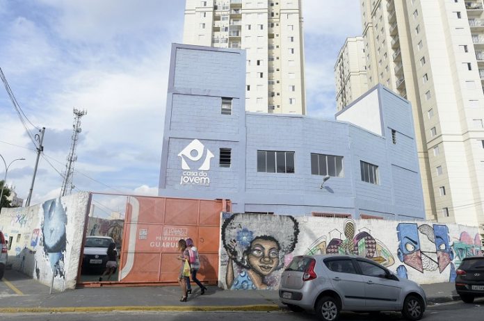 02_22_Casa do Jovem Centro de Juventude_Foto Fábio Nunes Teixeira 010