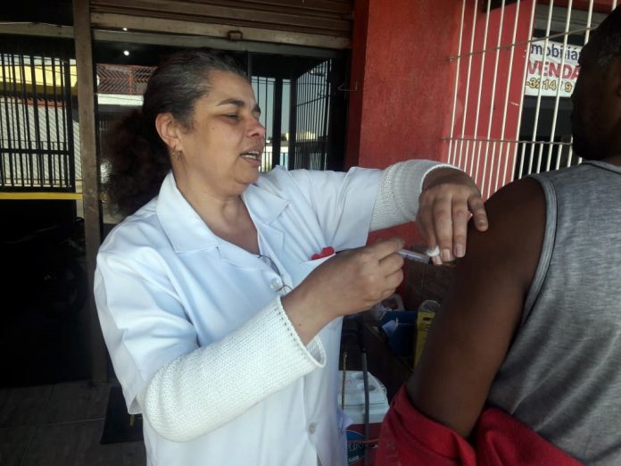 JUN 19 Vacinação contra o sarampo