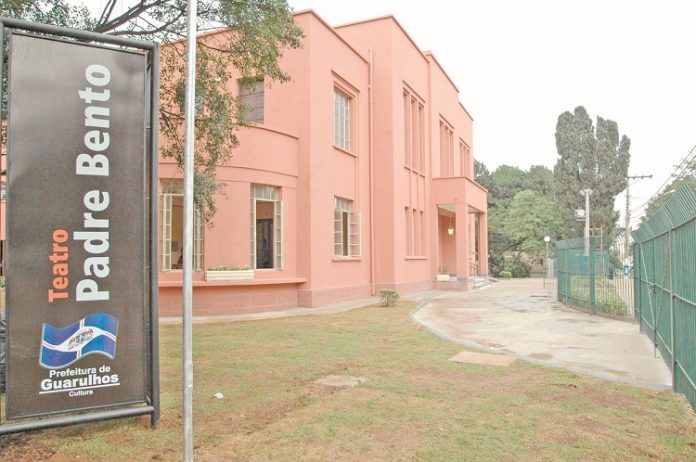 -Teatro Padre Bento fachada_Foto Márcio Lino 05