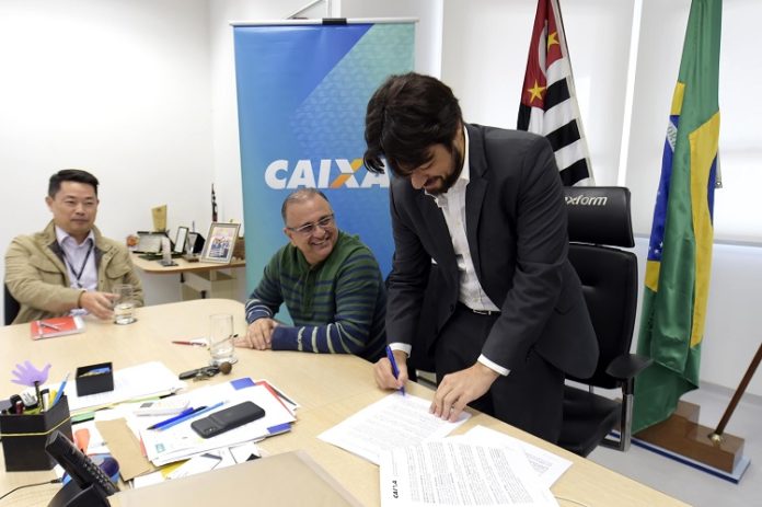 Assinatura caixa Economica Gestão_Foto Márcio Lino 01