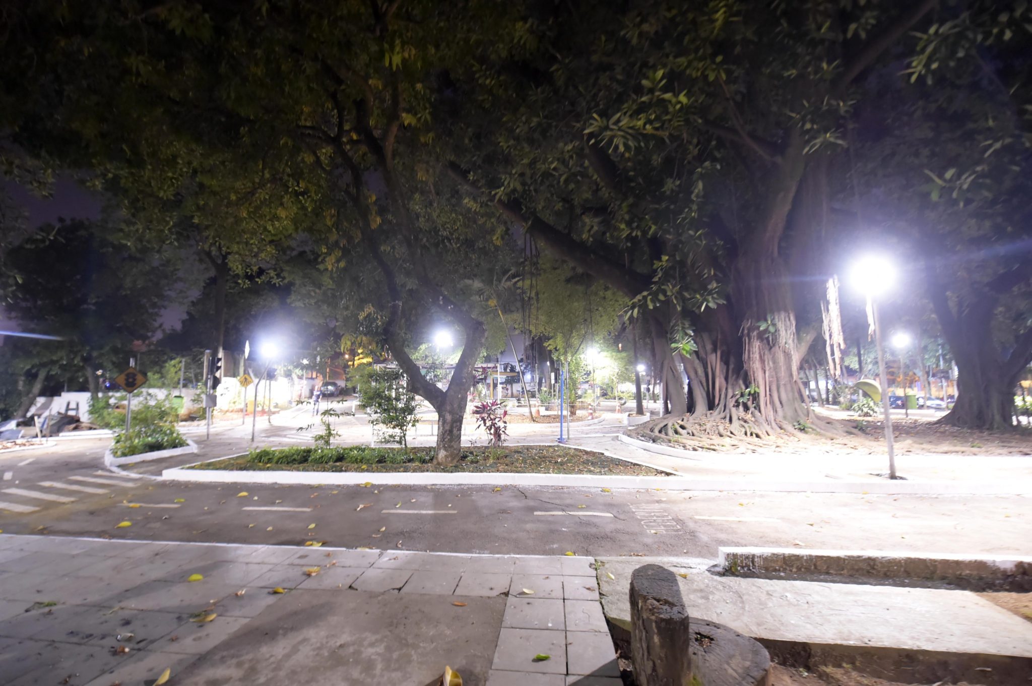 Iluminação Fracalanza_Foto Nícollas Ornelas 02