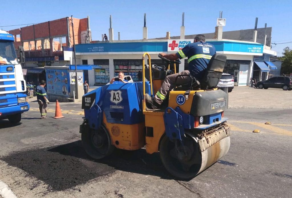 Manutenção do tapa-buracos - Rua Centenario