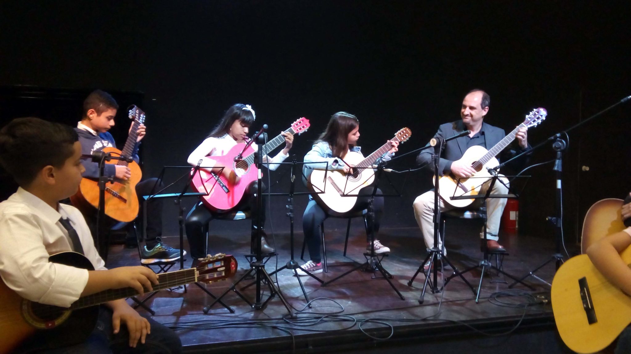 29 11 Cordas pra que te quero