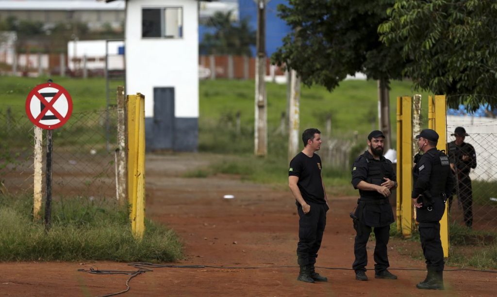 Covid-19: Justiça de São Paulo manda para casa detentos do grupo de risco