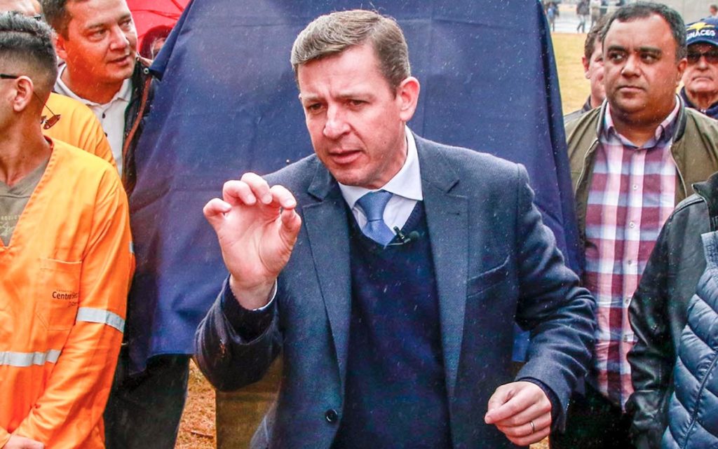 Com Covid-19, prefeito de São Bernardo piora e vai para a UTI