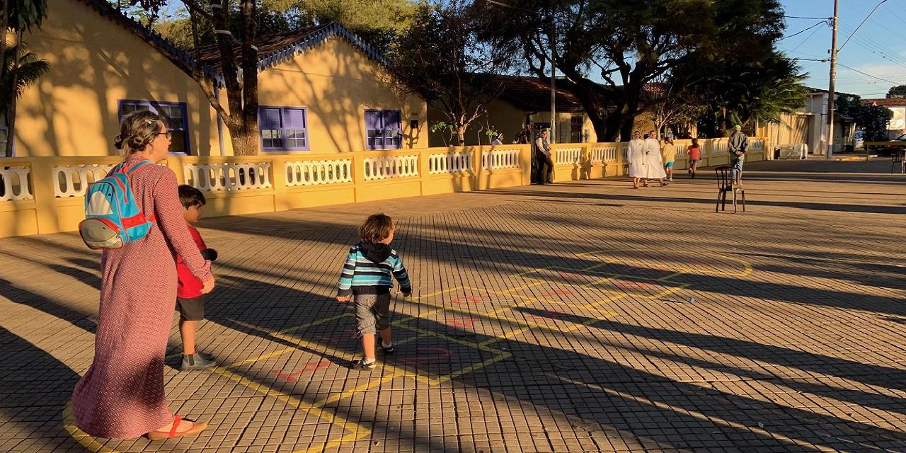 Praça-Candido-Portinari