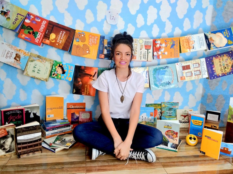 Foto. Atriz Jennifer Bueno.Cia.Movimento.Cabuçu