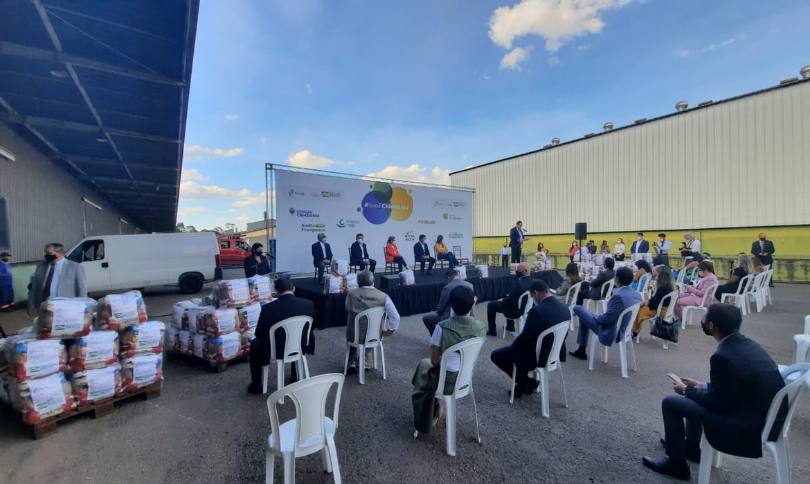 entrega_cesta_basica