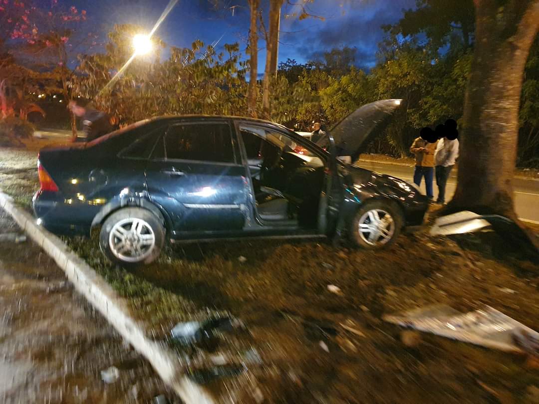 f5d599c6-28bc-443e-869e-b6b6b7b92edb