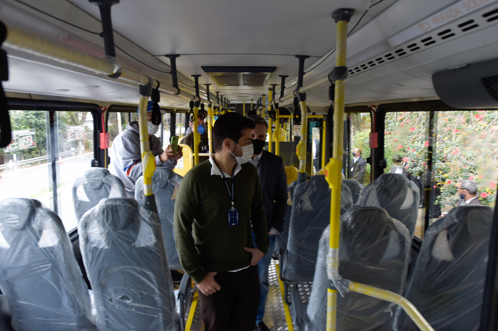 Entrega de ônibus _Foto_Fabio_Nunes_Teixeira (91)