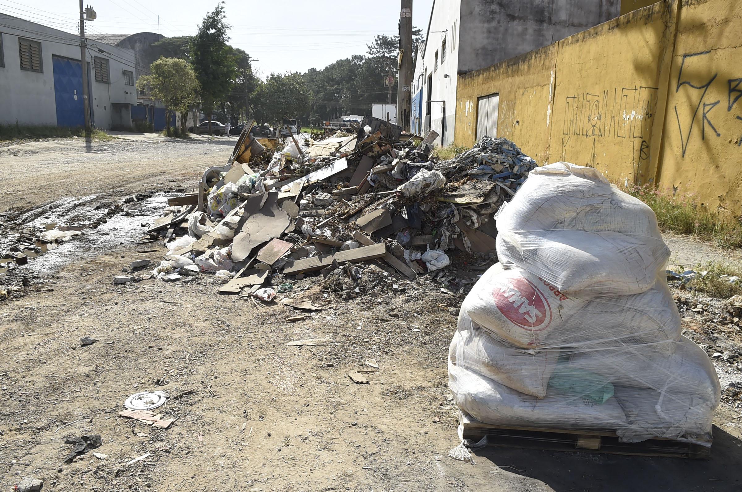 Fiscalização Empesa de Cumbica_Foto Sidnei Barros 005