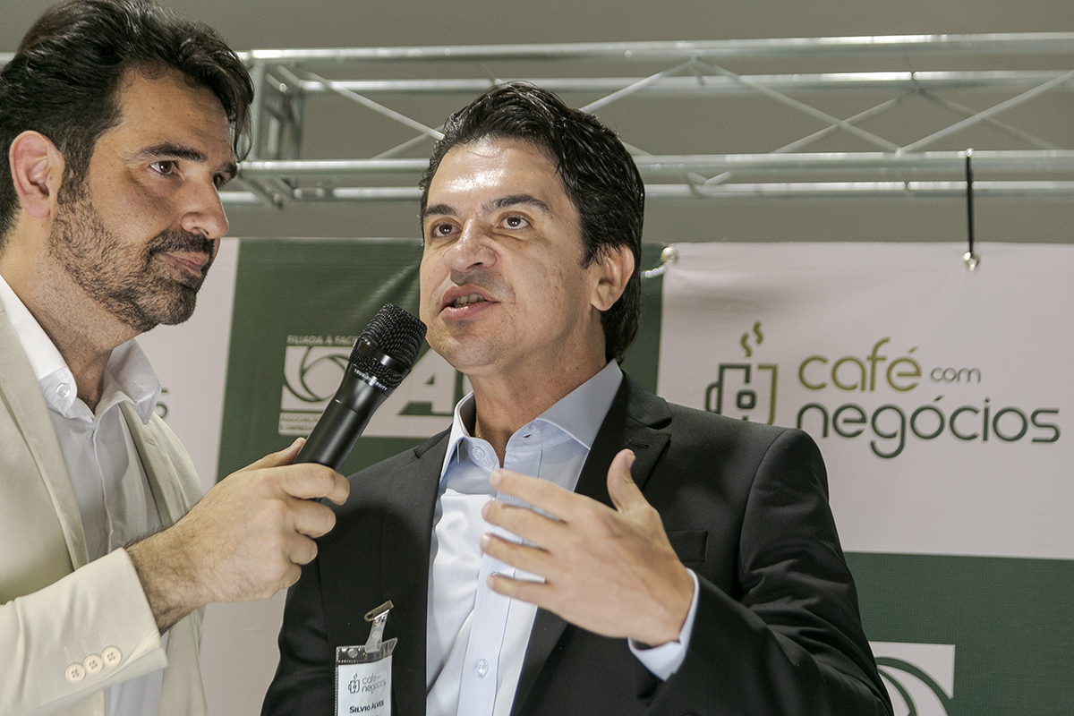 7 CAFÉ COM NEGÓCIOS-2