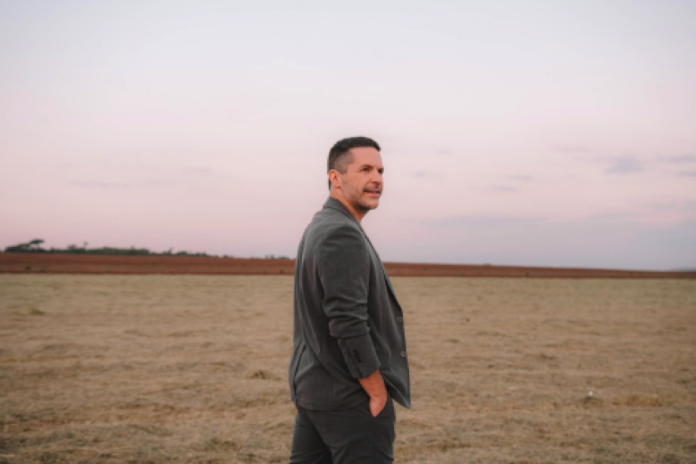 9a8b3304-f83e-43bc-85f5-324766137837-696x464