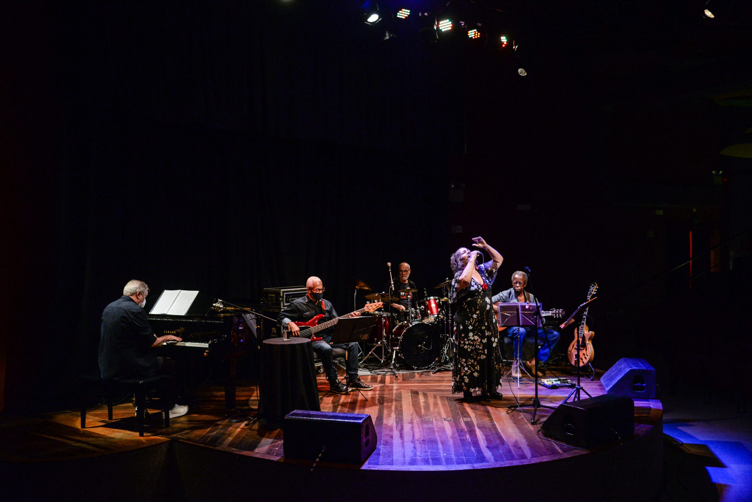 Ana Egito - Expresso de Minas- 172