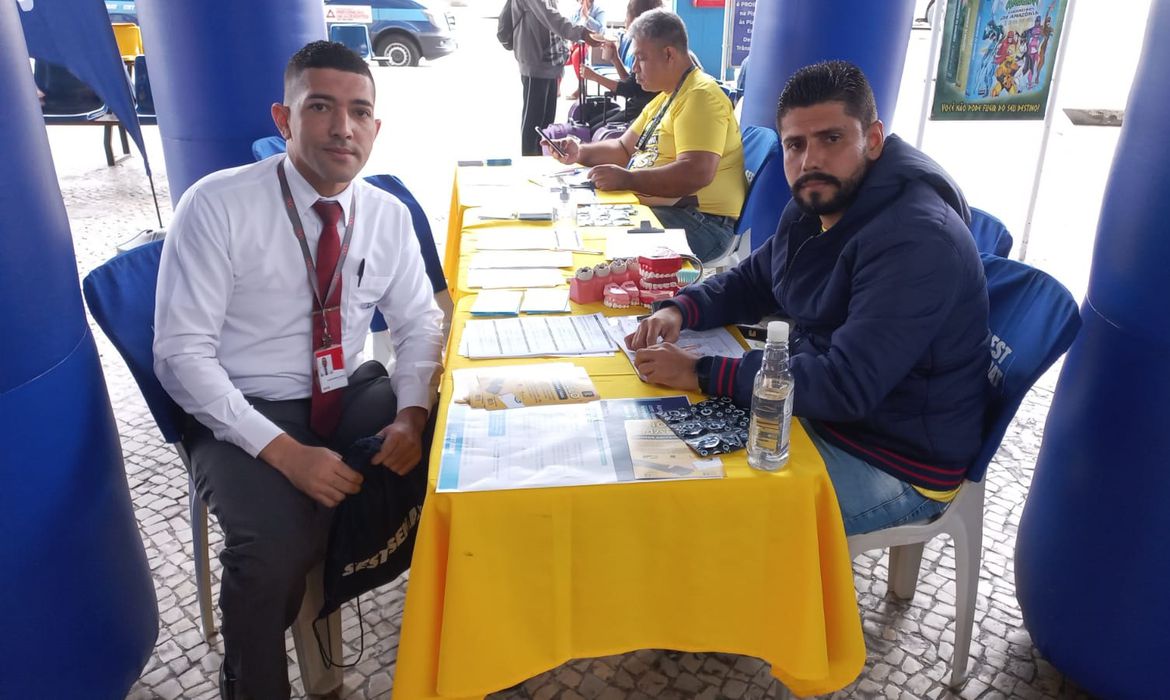 Maio Amarelo em terminais