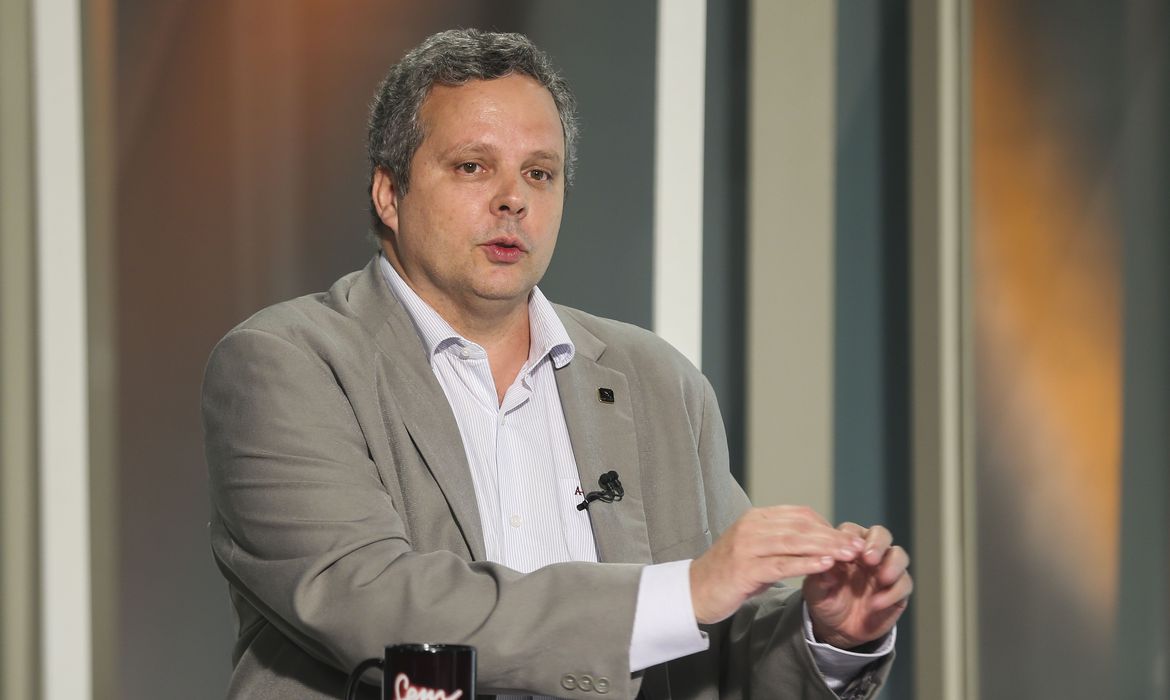 sem_censura_vac_abr_1804222635