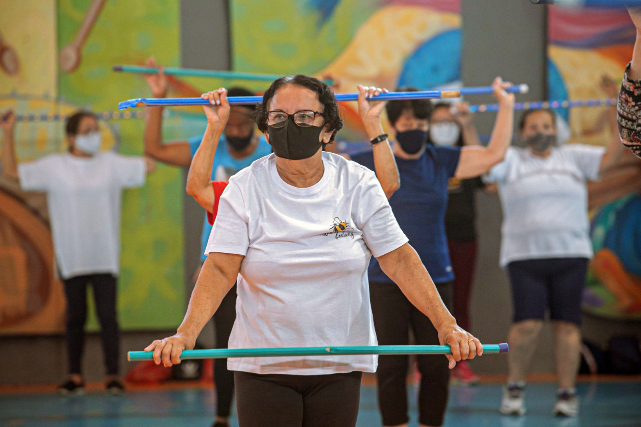 CEU Rosa de França oferece aulas de ginástica aeróbica por meio do Programa Mais Futuro (4)