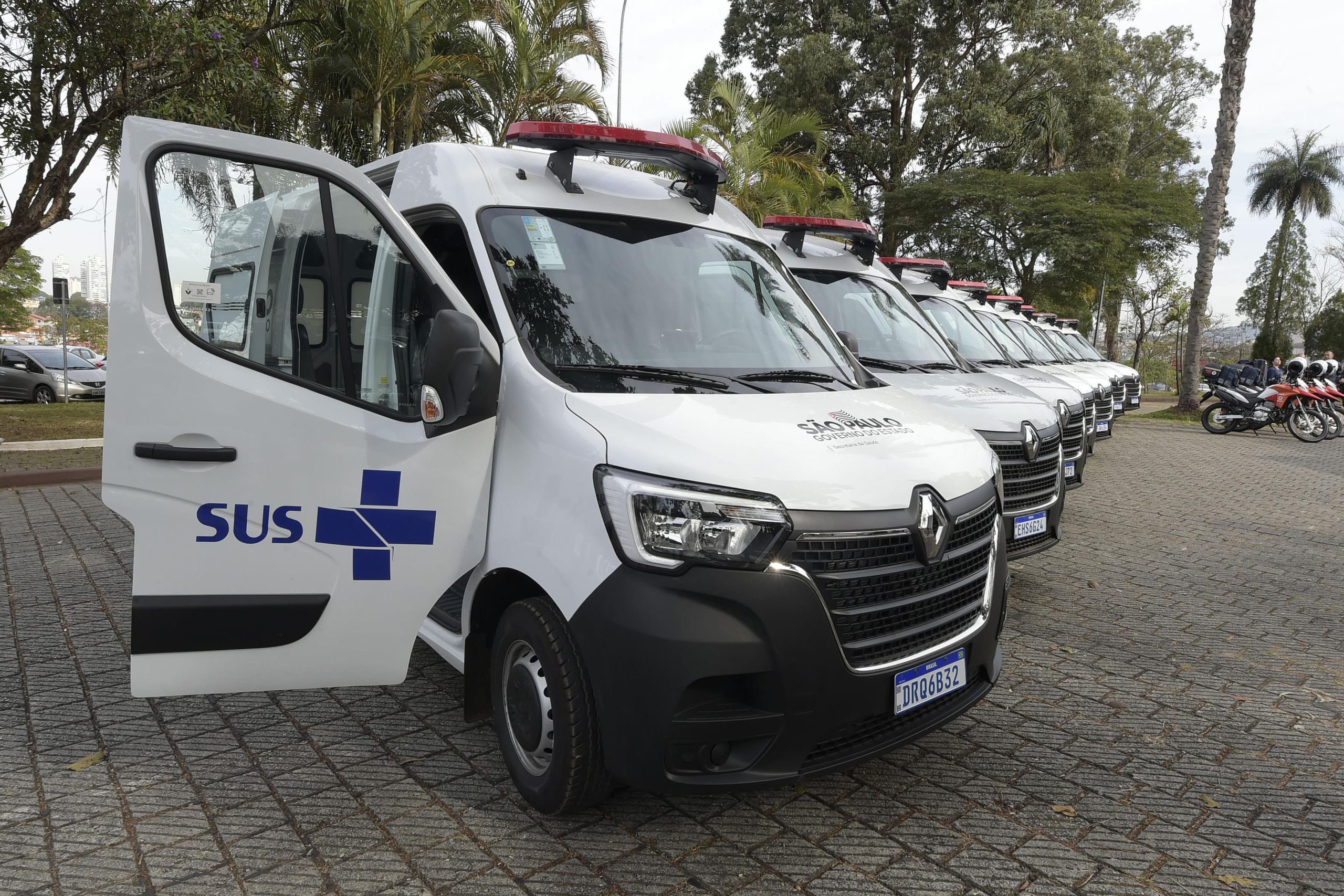 Entrega ambulâncias_Foto_Fabio_Nunes_Teixeira (2)