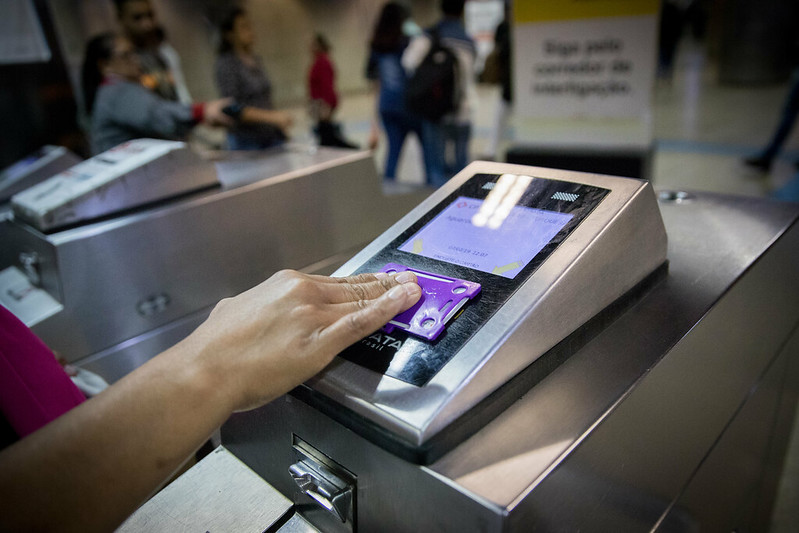 32078332627_b707ba96c0_c