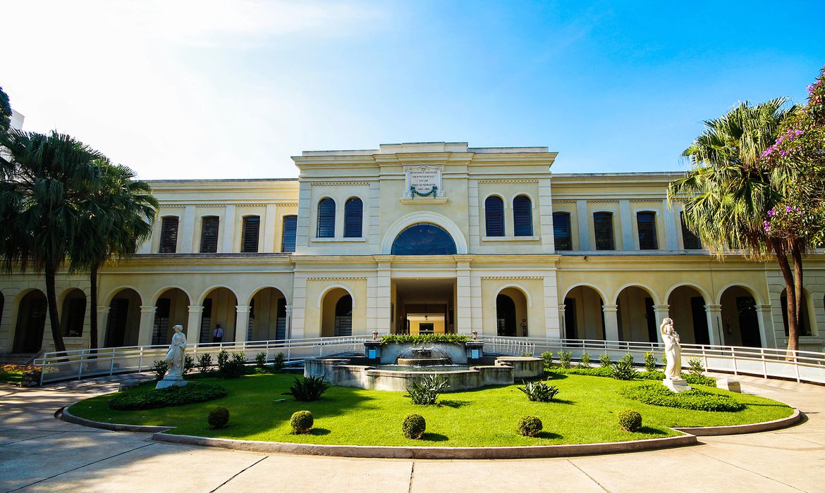 fachada_-_vanessa_canoso_2