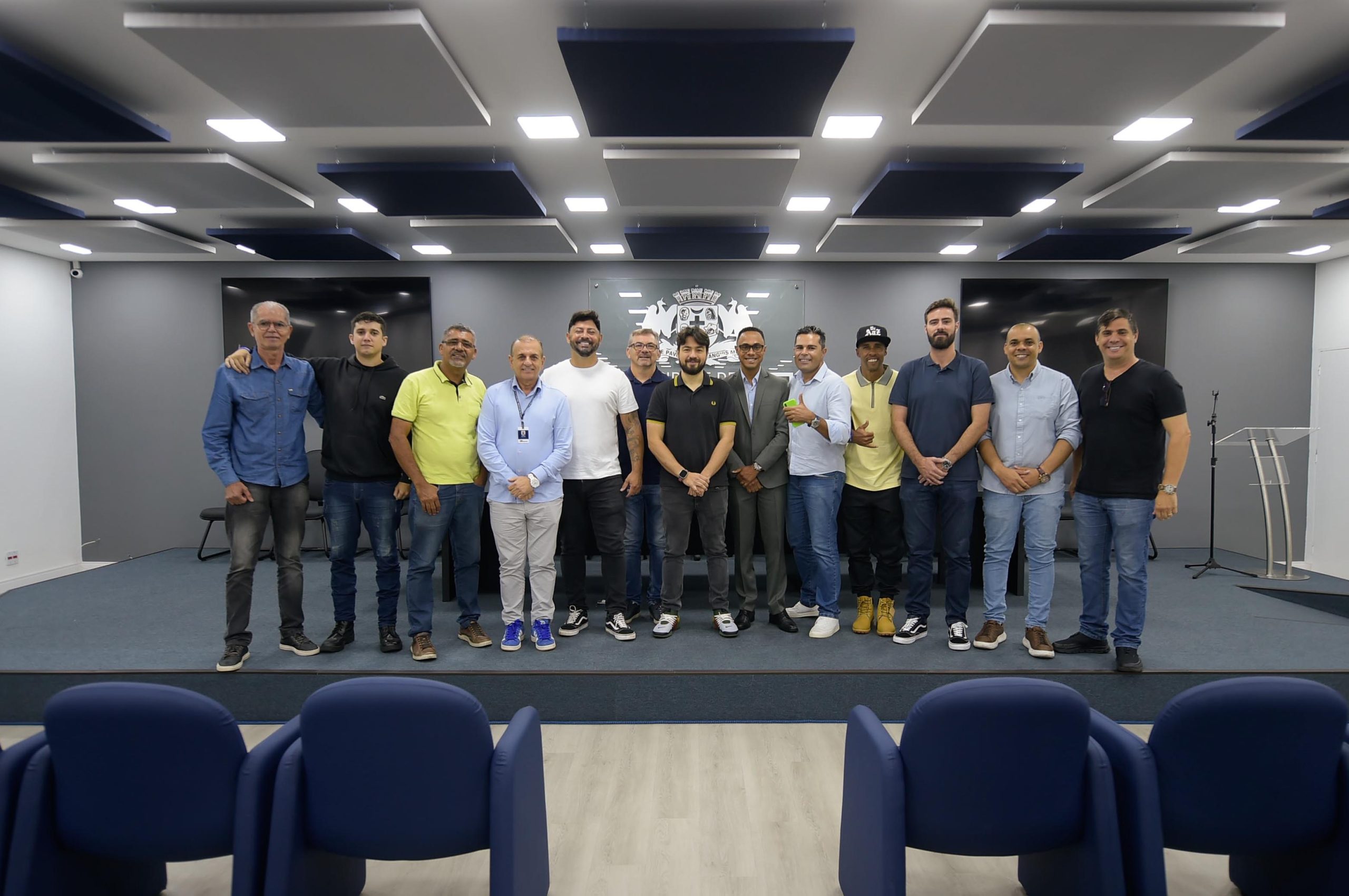 GUTI RECEBE VEREADORES ELEITOS- DIEGO FROIS (1)