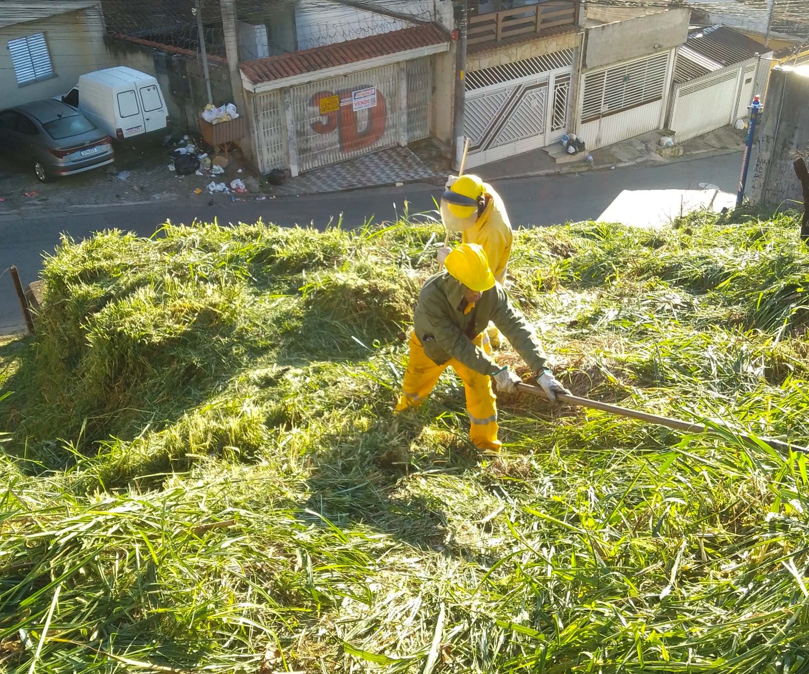 537971a8-645d-4793-a31a-01092db050be