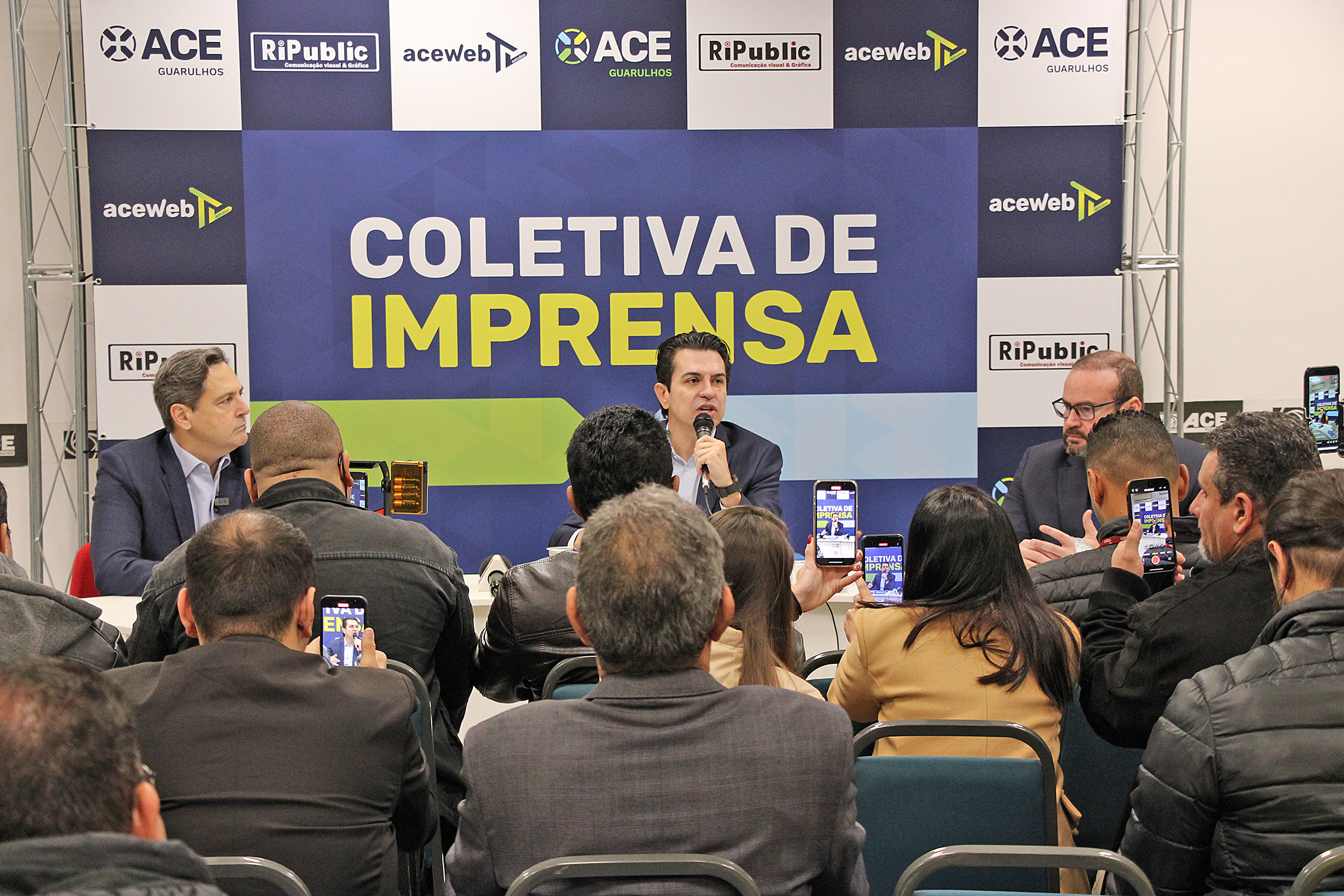 Coletiva de Imprensa_ACE_Impostos e ma?o de obra (1)