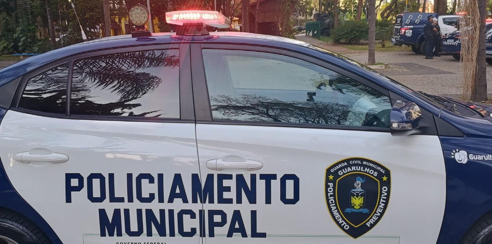 GCM de Guarulhos acolhe mulher e prende agressor por descumprimento de medida protetiva