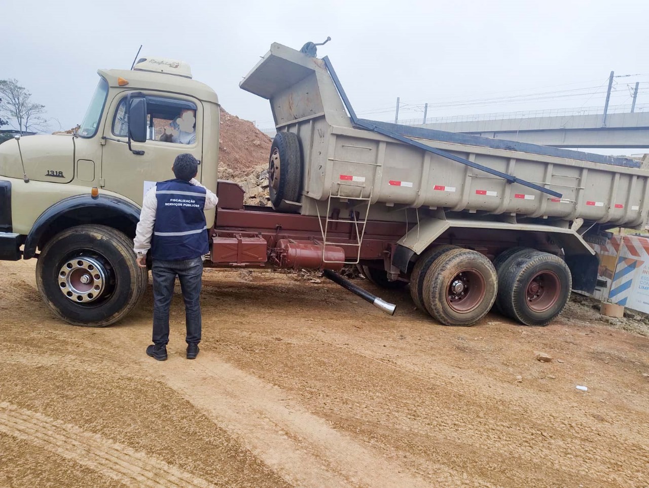 Prefeitura combate descarte irregular de resíduos em Guarulhos