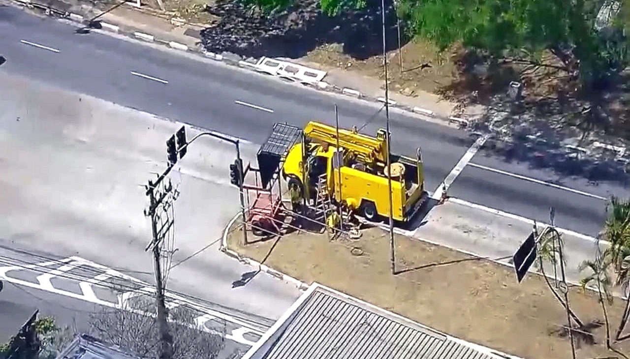 WhatsApp Image 2025-10-02 at 17.06.44