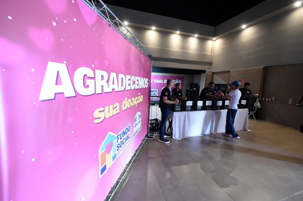 festa arrecada alimentos