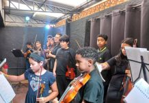 Alunos do Conservatório de Guarulhos levam a beleza do violino ao palco em recital