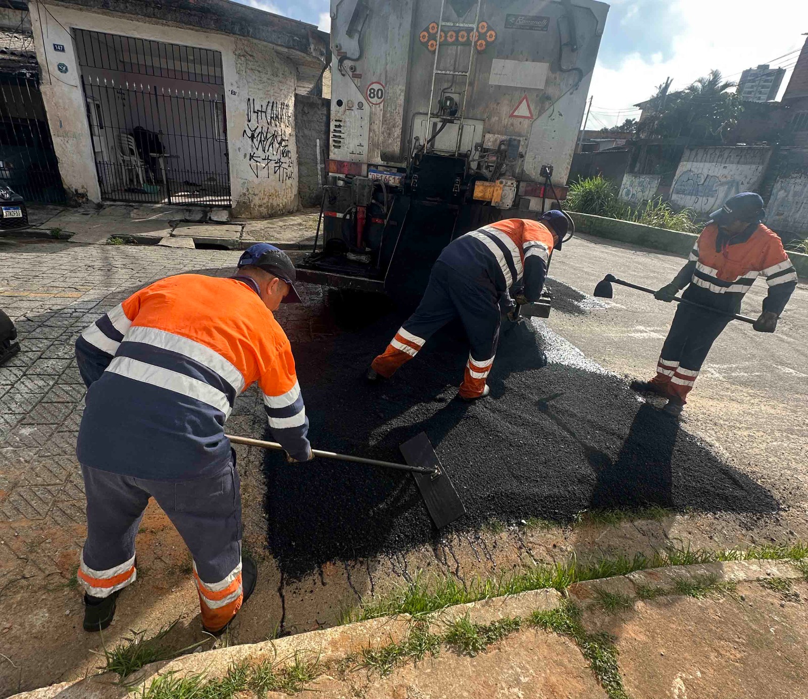 WhatsApp Image 2025-12-02 at 16.56.44