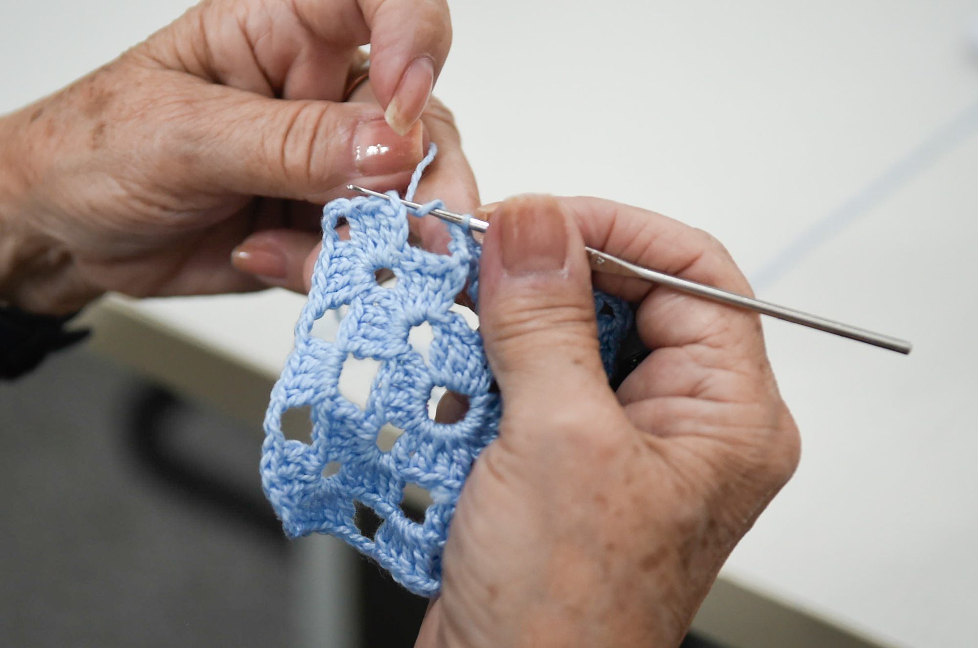 Oficina de bolsas de crochê Casa da Mulher_Marcio Lino (13).jpg