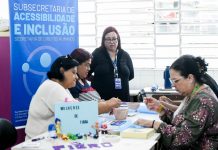 Mulheres com fibromialgia expressam suas emoções em vivência realizada pela Prefeitura