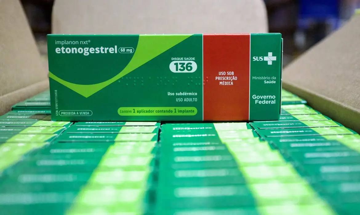 sus_qualifica_profissionais_para_ampliar_oferta_de_implantes_hormonais_1