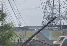 Rompimento de adutora da Sabesp deixa moradores sem água e derruba poste no Trevo do Bonsucesso