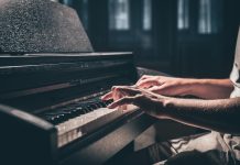 Piano Popular e Projeto Ébano e Marfim se unem em apresentação gratuita na Biblioteca Monteiro Lobato