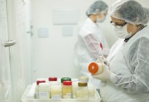 Fundo Social, Cempics e Banco de Leite recebem doações de potes de vidro para coleta, armazenamento e doação de leite materno