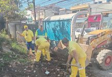 Prefeitura remove resíduos na região do Taboão e do Cocaia