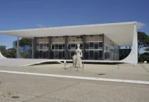 Deputado vira réu no STF por injúria contra Lula
